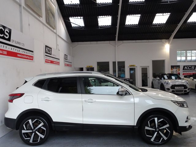 2019 NISSAN QASHQAI 1.3 DIG-T Tekna+ SUV 5dr Petrol Manual Euro 6 (s/s) (140 ps) - Photo 3