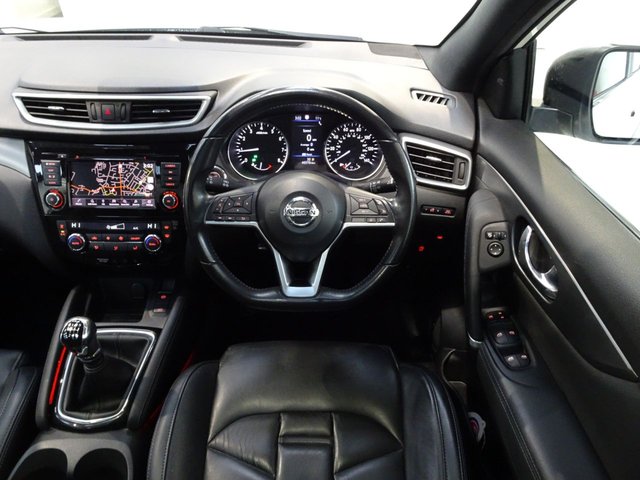 2019 NISSAN QASHQAI 1.3 DIG-T Tekna+ SUV 5dr Petrol Manual Euro 6 (s/s) (140 ps) - Photo 6