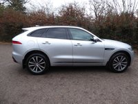 USED 2018 18 JAGUAR F-PACE 2.0 P250i R-Sport SUV 5dr Petrol Auto AWD Euro 6 (s/s) (250 ps) PANO ROOF, BLACK & RED LEATHER