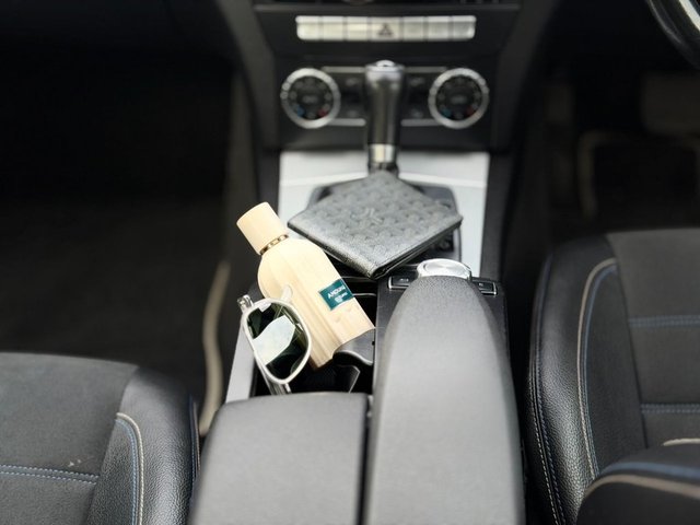 2015 Mercedes-Benz C-CLASS - Photo 12