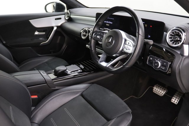 2021 Mercedes-Benz A Class 1.3L Amg Line Edition 4dr - Photo 10