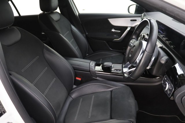 2021 Mercedes-Benz A Class 1.3L Amg Line Edition 4dr - Photo 12