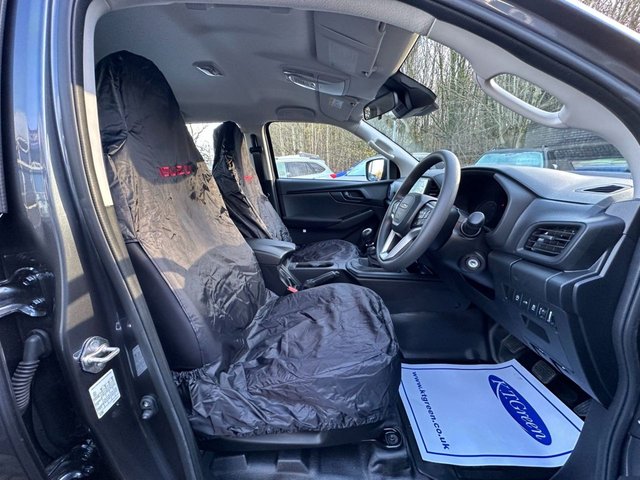 2025 ISUZU D-MAX 1.9 TD Utility Diff Lock Pickup Double Cab 4dr Diesel Manual 4WD Euro 6 (s/s) (164 ps) - Photo 7