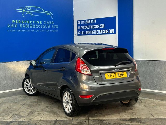 2017 FORD FIESTA - Photo 5