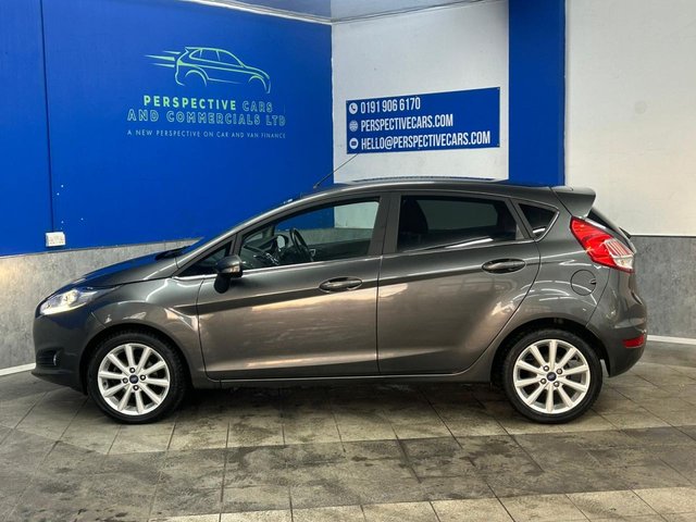 2017 FORD FIESTA - Photo 6