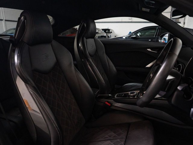 2019 Audi TT 2L Black Edition 3dr - Photo 6