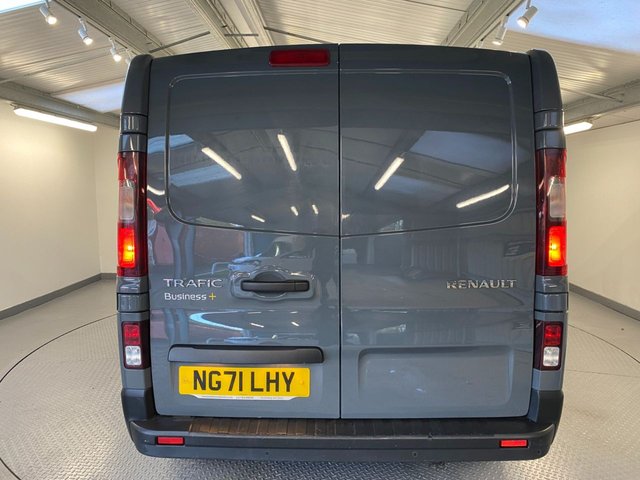 2021 Renault Trafic 2L Business+ 4dr - Photo 8