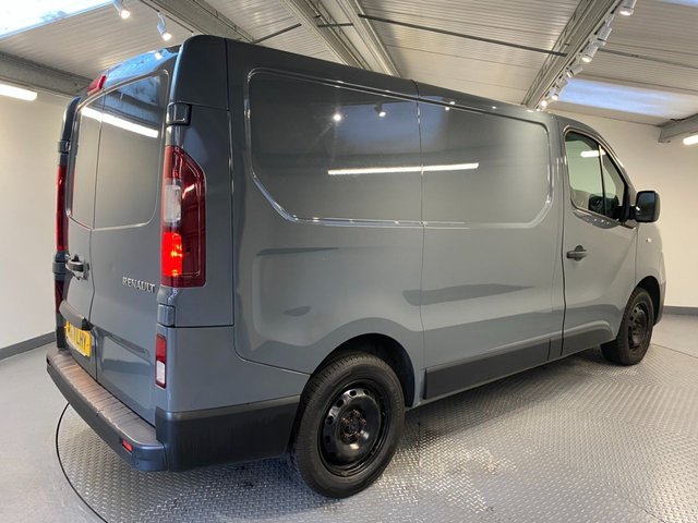 2021 Renault Trafic 2L Business+ 4dr - Photo 11