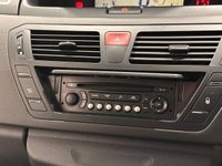 USED 2011 61 CITROEN GRAND C4 PICASSO 1.6 HDi VTR+ MPV 5dr Diesel EGS6 Euro 5 (110 ps) 7 Seater Automatic 1.6 C 4 Picasso Hosting a very generous specification