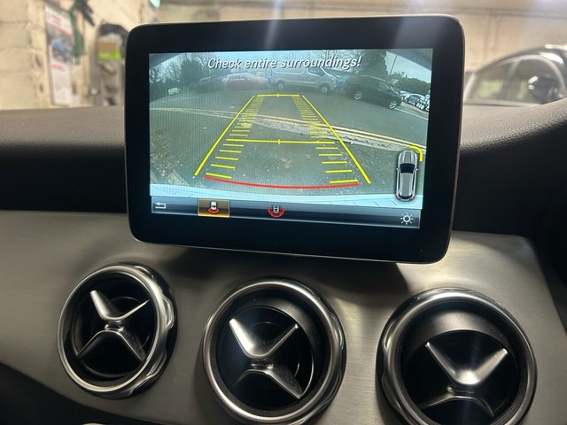 2017 Mercedes-Benz Gla 2.1L Amg Line 5dr - Photo 12