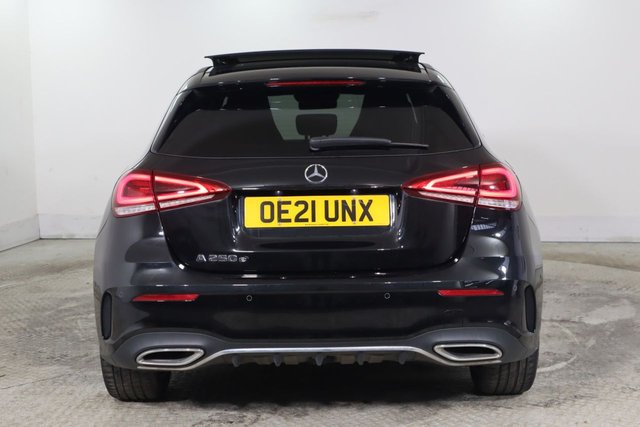 2021 MERCEDES-BENZ A-CLASS 1.3 A250e 15.6kWh AMG Line Edition (Premium Plus) Hatchback 5dr Petrol Plug-in Hybrid 8G-DCT Euro 6 (s/s) (218 ps) - Photo 5
