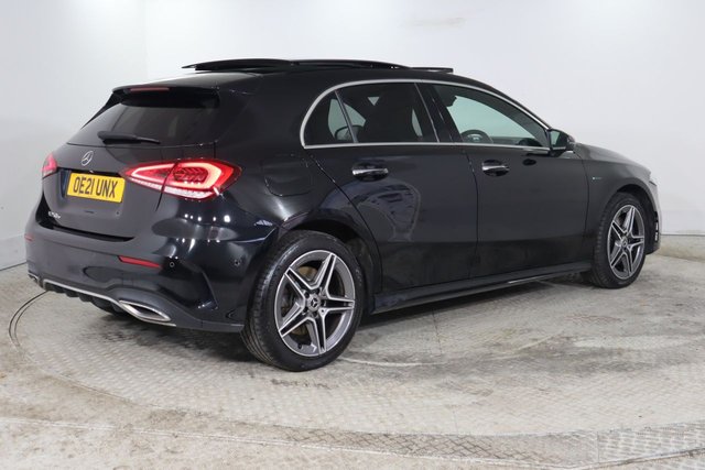 2021 MERCEDES-BENZ A-CLASS 1.3 A250e 15.6kWh AMG Line Edition (Premium Plus) Hatchback 5dr Petrol Plug-in Hybrid 8G-DCT Euro 6 (s/s) (218 ps) - Photo 4