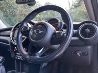 USED 2015 15 MINI HATCH 2.0 Cooper S Hatchback 5dr Petrol Manual Euro 6 (s/s) (192 ps) Over &pound;7,000 Factory Fitted Extras