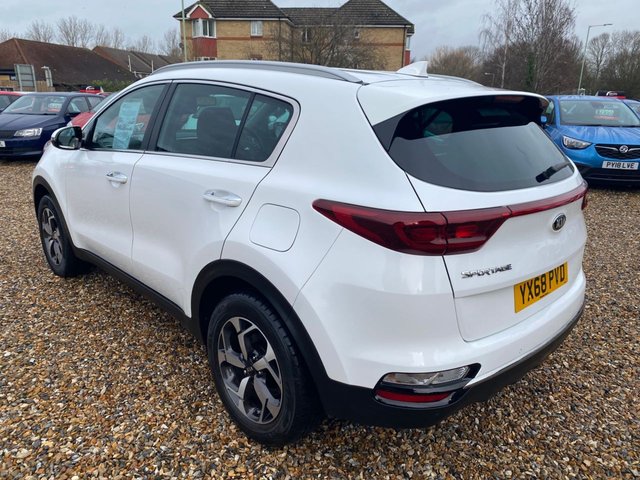 2018 Kia Sportage 1.6L 2 5dr - Photo 9