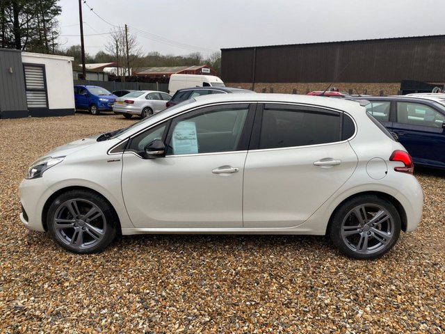 2018 Peugeot 208 1.2L Gt Line 5dr - Photo 8