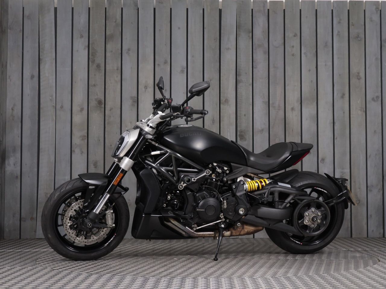 DUCATI XDIAVEL