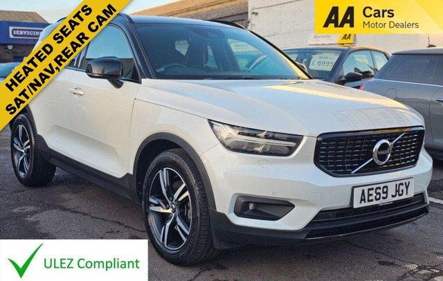 2019 VOLVO XC40 - Photo 2