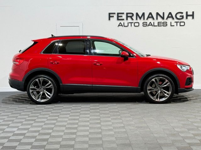 View our AUDI Q3
