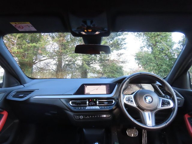 2020 BMW 1 SERIES - Photo 7