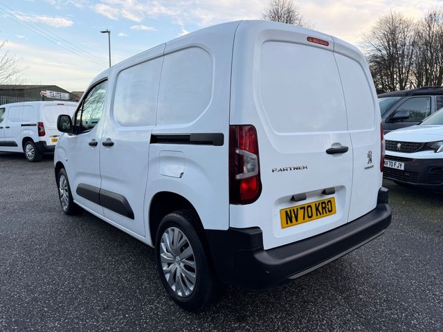 2021 PEUGEOT PARTNER 1.5 BlueHDi 1000 Professional Standard Panel Van 5dr Diesel Manual SWB Euro 6 (s/s) (100 bhp) - Photo 5