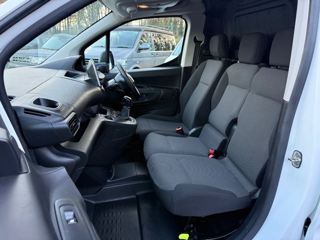 2021 PEUGEOT PARTNER 1.5 BlueHDi 1000 Professional Standard Panel Van 5dr Diesel Manual SWB Euro 6 (s/s) (100 bhp) - Photo 12
