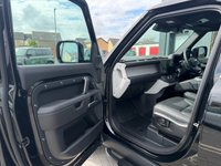USED 2025 75 LAND ROVER DEFENDER 110 3.0 D250 MHEV X-Dynamic HSE Hard Top SUV Auto 4WD MWB Euro 6 (s/s) 5dr HSE SPEC|22" Bespoke Alloys...