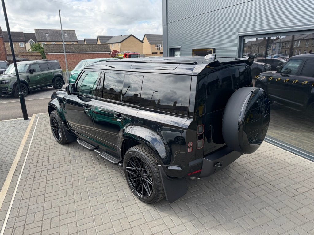 USED 2025 75 LAND ROVER DEFENDER 110 3.0 D250 MHEV X-Dynamic HSE Hard Top SUV Auto 4WD MWB Euro 6 (s/s) 5dr HSE SPEC|22" Bespoke Alloys...