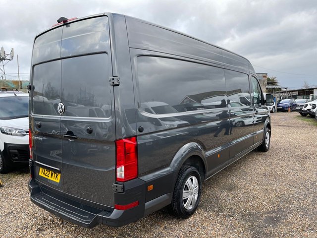 2022 Volkswagen Crafter 2L Trendline 5dr - Photo 2