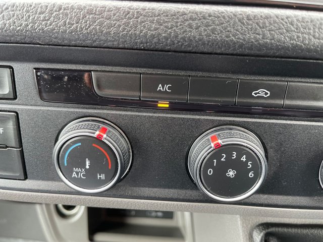 2022 Volkswagen Crafter 2L Trendline 5dr - Photo 10