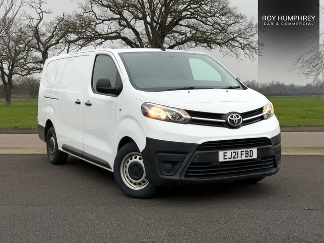 View our Toyota Proace 2.0D Active Long Panel Van 6dr Diesel Manual LWB Euro 6 (s/s) (120 ps)