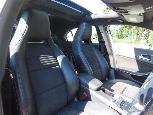 2018 Mercedes-Benz A-CLASS - Photo 9