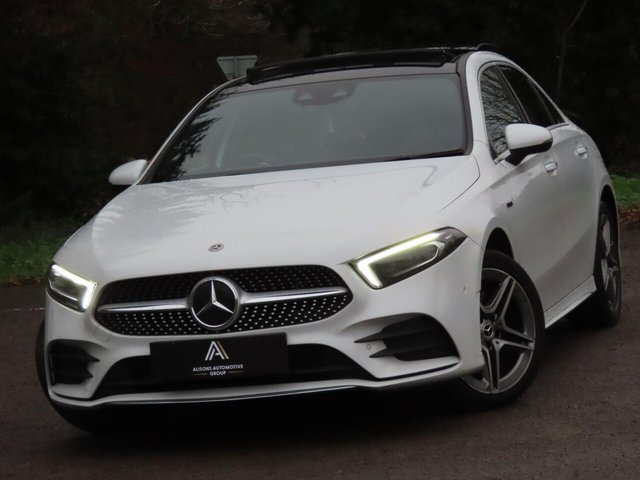 2020 Mercedes-Benz A-CLASS - Photo 2