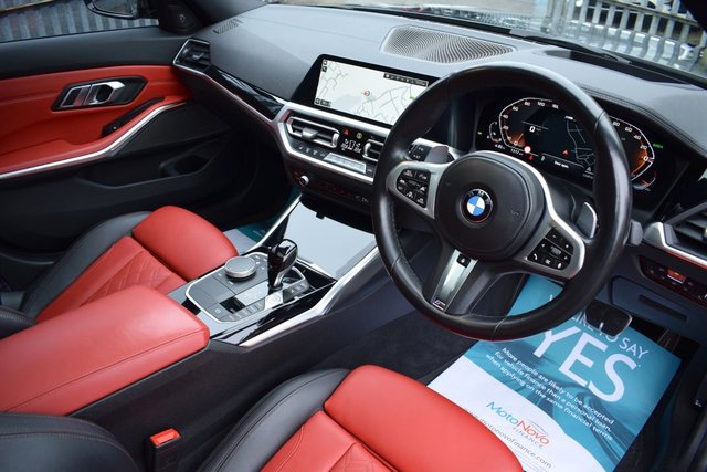 View our BMW 3 SERIES
