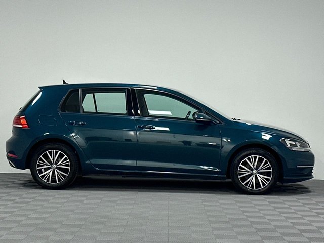 2017 Volkswagen Golf 1L SE Nav 5dr - Photo 11