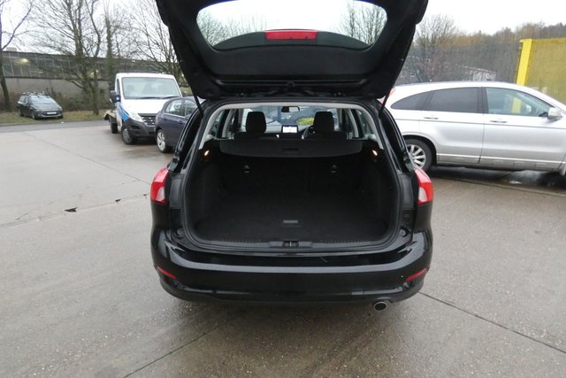 2019 FORD FOCUS - Photo 8