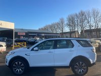 USED 2017 17 LAND ROVER DISCOVERY SPORT 2.0 TD4 HSE Luxury SUV 5dr Diesel Manual 4WD Euro 6 (s/s) (180 ps) A TRULY STUNNING ADDITION TO OUR FORECOURT FINISHED IN EVER POPULAR WHITE PAINT+4 WHEEL DRIVE+7 SEATER+ONLY 2 FORMER KEEPERS+SERVICE HISTORY+DIESEL+ROOF RAILS+BOOT SPOILER+FULL PANORAMIC GLASS ROOF+FULL LEATHER INTERIOR+SATELLITE NAVIGATION+PARK ASSIST+CLIMATE CONTROL+19 INCH ALLOY WHEELS+COST NEW &pound;41410 MAKING THIS USED VEHICLE FANTASTIC VALUE AT OUR LOW PRICE+1 FULL YEARS MOT PRIOR TO COLLECTION+CALL NOW FOR MORE INFORMATION AND TO ARRANGE A VIEWING!!!!!!!!!!!!!!!!!!!!!!!!!!!!!!!!!!!!!!!!!!!!!
