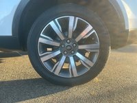 USED 2017 17 LAND ROVER DISCOVERY SPORT 2.0 TD4 HSE Luxury SUV 5dr Diesel Manual 4WD Euro 6 (s/s) (180 ps) A TRULY STUNNING ADDITION TO OUR FORECOURT FINISHED IN EVER POPULAR WHITE PAINT+4 WHEEL DRIVE+7 SEATER+ONLY 2 FORMER KEEPERS+SERVICE HISTORY+DIESEL+ROOF RAILS+BOOT SPOILER+FULL PANORAMIC GLASS ROOF+FULL LEATHER INTERIOR+SATELLITE NAVIGATION+PARK ASSIST+CLIMATE CONTROL+19 INCH ALLOY WHEELS+COST NEW &pound;41410 MAKING THIS USED VEHICLE FANTASTIC VALUE AT OUR LOW PRICE+1 FULL YEARS MOT PRIOR TO COLLECTION+CALL NOW FOR MORE INFORMATION AND TO ARRANGE A VIEWING!!!!!!!!!!!!!!!!!!!!!!!!!!!!!!!!!!!!!!!!!!!!!