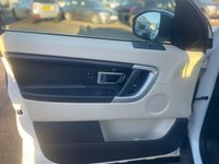 USED 2017 17 LAND ROVER DISCOVERY SPORT 2.0 TD4 HSE Luxury SUV 5dr Diesel Manual 4WD Euro 6 (s/s) (180 ps) A TRULY STUNNING ADDITION TO OUR FORECOURT FINISHED IN EVER POPULAR WHITE PAINT+4 WHEEL DRIVE+7 SEATER+ONLY 2 FORMER KEEPERS+SERVICE HISTORY+DIESEL+ROOF RAILS+BOOT SPOILER+FULL PANORAMIC GLASS ROOF+FULL LEATHER INTERIOR+SATELLITE NAVIGATION+PARK ASSIST+CLIMATE CONTROL+19 INCH ALLOY WHEELS+COST NEW &pound;41410 MAKING THIS USED VEHICLE FANTASTIC VALUE AT OUR LOW PRICE+1 FULL YEARS MOT PRIOR TO COLLECTION+CALL NOW FOR MORE INFORMATION AND TO ARRANGE A VIEWING!!!!!!!!!!!!!!!!!!!!!!!!!!!!!!!!!!!!!!!!!!!!!