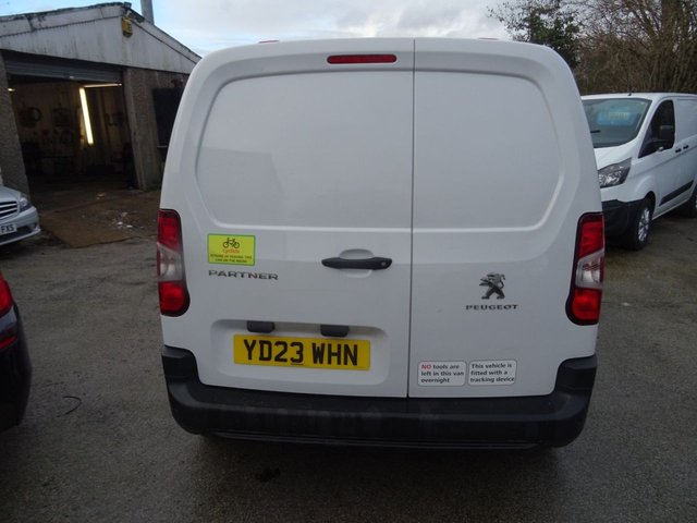 2023 Peugeot Partner 1.5L Professional Premium + 5dr - Photo 4