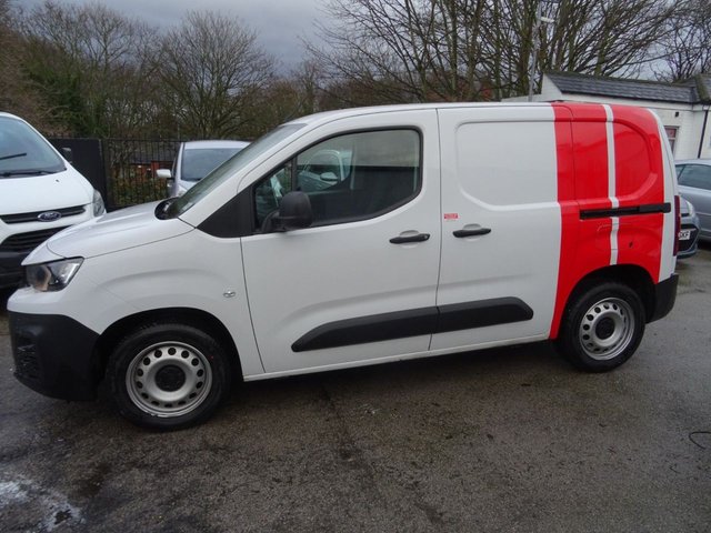 2023 Peugeot Partner 1.5L Professional Premium + 5dr - Photo 8