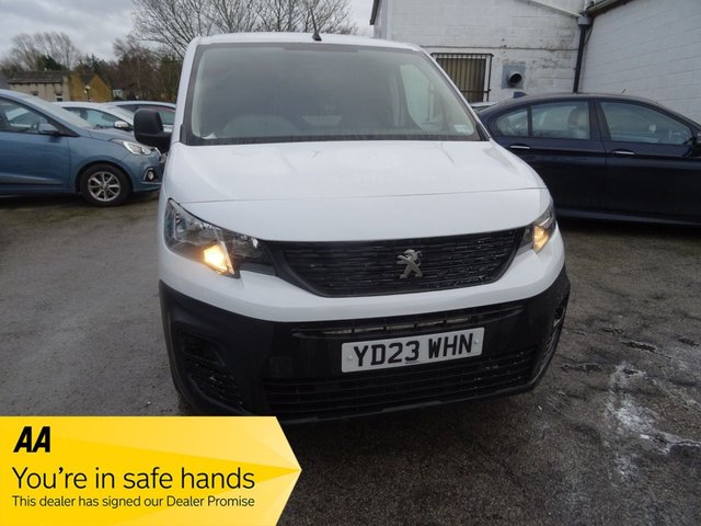 2023 Peugeot Partner 1.5L Professional Premium + 5dr - Photo 2