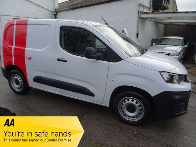 2023 Peugeot Partner 1.5L Professional Premium + 5dr - Photo 3