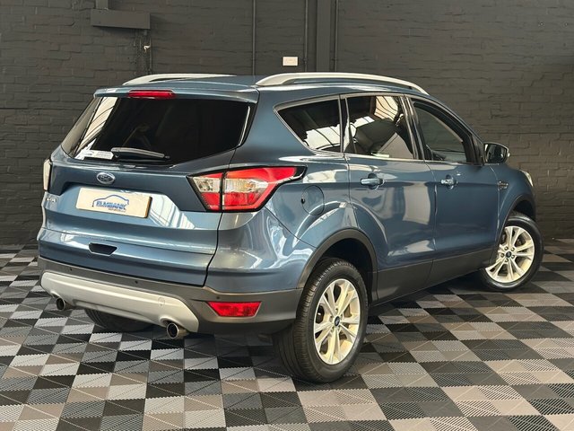 2018 FORD KUGA - Photo 12