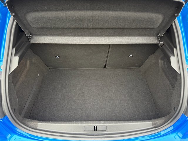 2023 Peugeot 208 1.2L Allure Premium + 5dr - Photo 10