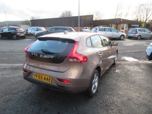 2015 VOLVO V40 2.0 T2 ES Hatchback 5dr Petrol Manual Euro 6 (s/s) (122 ps) - Photo 7