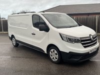 USED 2022 72 RENAULT TRAFIC 2.0 dCi Blue LL30 Business+ Panel Van 5dr Diesel Manual L2 H1 Euro 6 (s/s) (130 ps) This 2022 Renault Trafic Business+ van offers an impressive 7800 litres of cargo volume, making it an ideal choice for businesses needing substantial load space.  Powered by a 2.0 litre dCi Blue diesel engine and meeting Euro 6 emission standards, this LL30 L2 H1 model is equipped with the Business+ trim.  For enhanced driver convenience and safety, it features EASY LINK Navigation with an 8 inch touchscreen and Bluetooth connectivity, manual air conditioning.