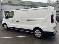 USED 2022 72 RENAULT TRAFIC 2.0 dCi Blue LL30 Business+ Panel Van 5dr Diesel Manual L2 H1 Euro 6 (s/s) (130 ps) This 2022 Renault Trafic Business+ van offers an impressive 7800 litres of cargo volume, making it an ideal choice for businesses needing substantial load space.  Powered by a 2.0 litre dCi Blue diesel engine and meeting Euro 6 emission standards, this LL30 L2 H1 model is equipped with the Business+ trim.  For enhanced driver convenience and safety, it features EASY LINK Navigation with an 8 inch touchscreen and Bluetooth connectivity, manual air conditioning.