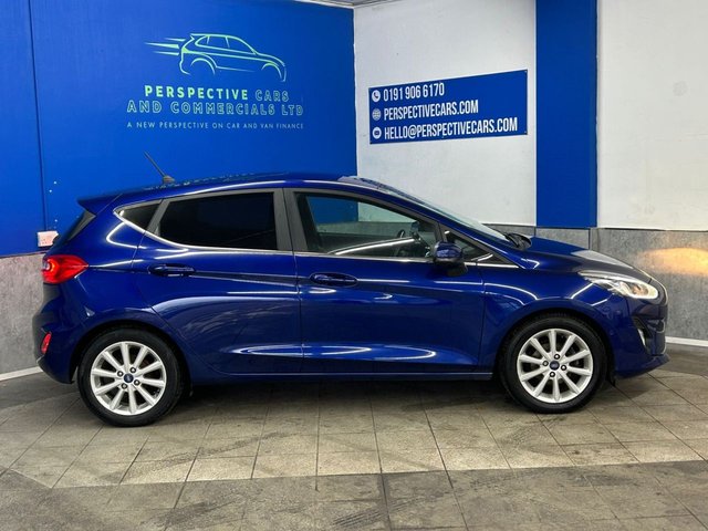 2018 FORD FIESTA - Photo 2