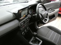 USED 2024 74 DACIA JOGGER 1.6 Hybrid Expression MPV 5dr Petrol Hybrid Auto Euro 6 (s/s) (140 ps) 7 SEATS ANDROID APPLE CARPLAY REAR VIEW CAMERA CRUISE CONTROL PARKING SENSORS 1 OWNER WARRANTY