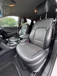 USED 2016 66 HYUNDAI SANTA FE 2.2 CRDi Blue Drive Premium SUV 5dr Diesel Auto 4WD Euro 6 (s/s) (7 Seat) (200 ps) 
